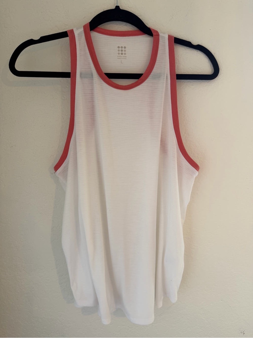 Title Nine White Notton Tank with Coral Trim
